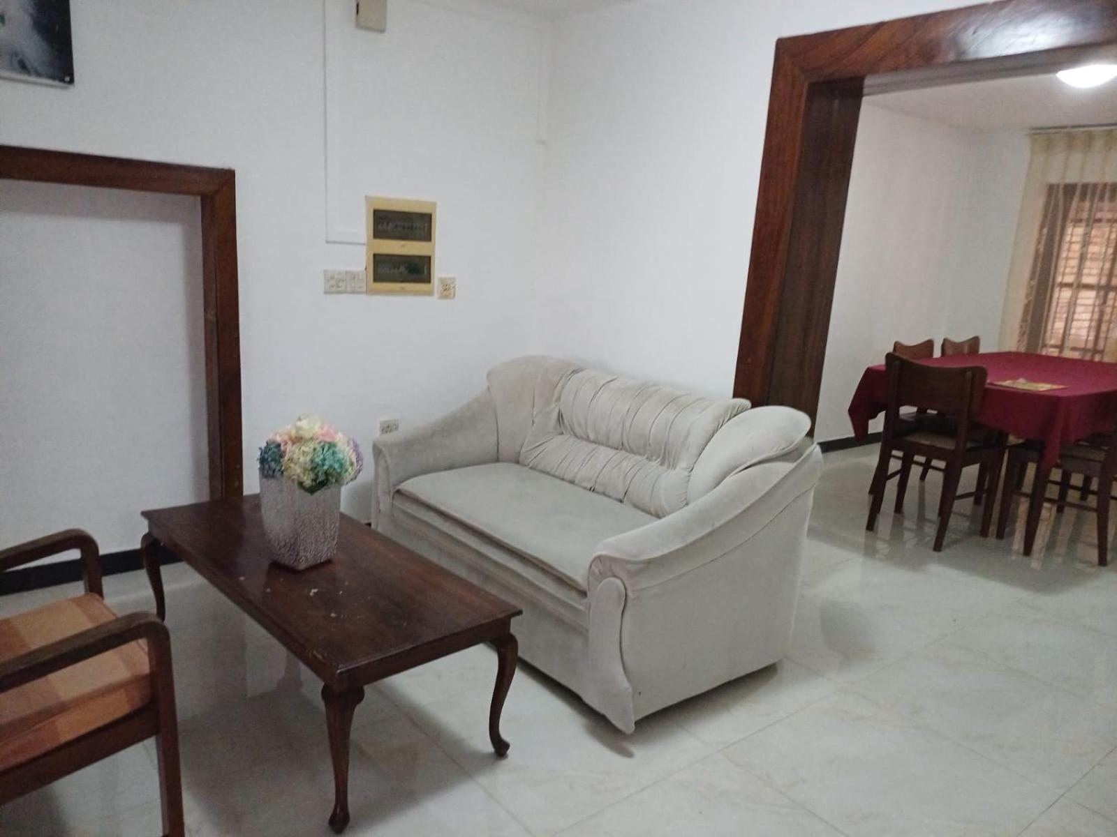 Villa Chenu Dehiwala-Mont Lavinia Extérieur photo