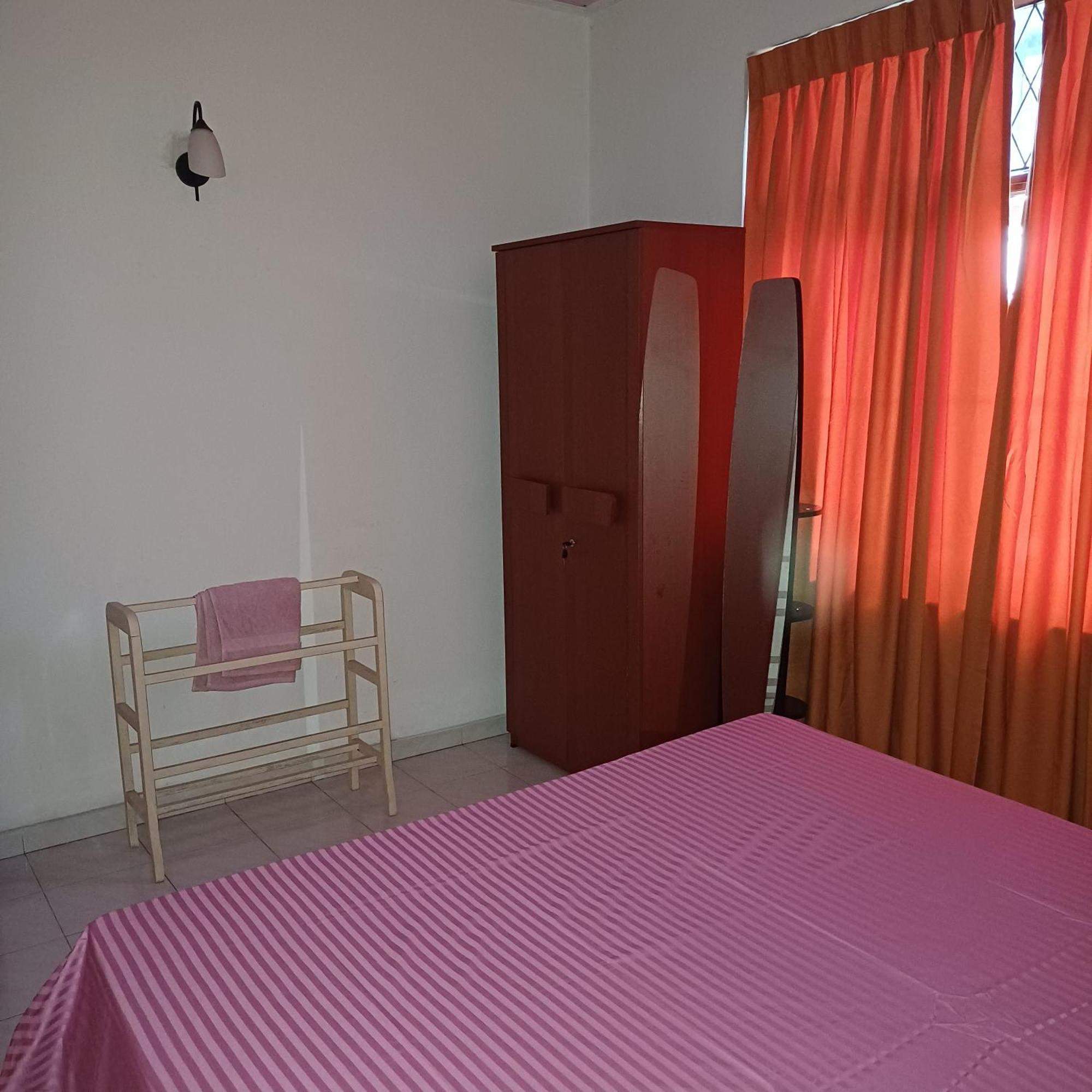 Villa Chenu Dehiwala-Mont Lavinia Extérieur photo